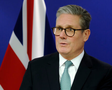 Starmer makes feeble defence of EU-UK deal