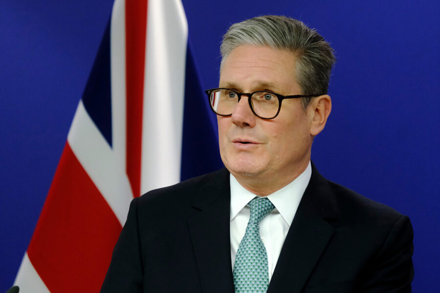 Starmer makes feeble defence of EU-UK deal