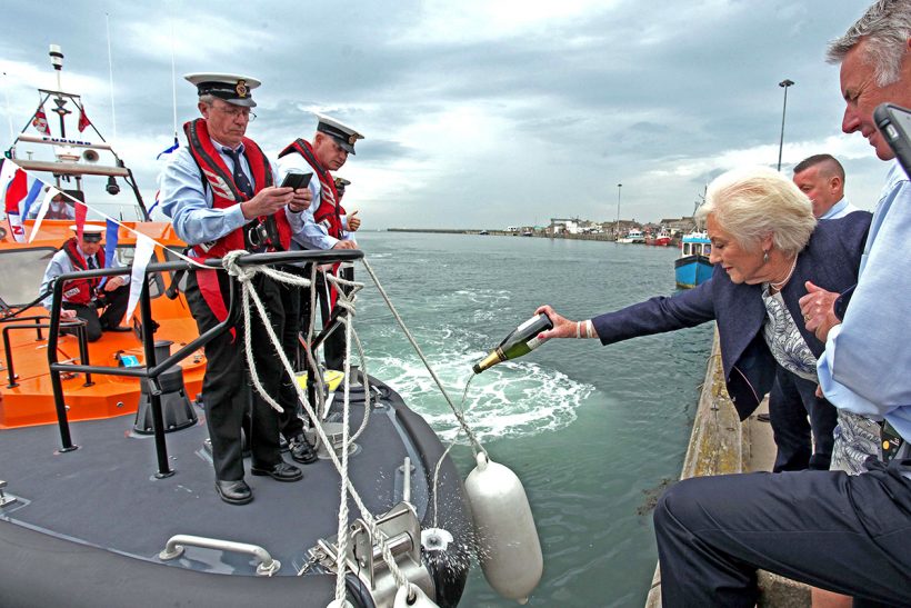New Amble lifeboat named Elizabeth and Leonard
