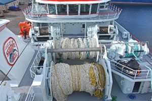 Two 111t net drums are positioned across the vessel’s centreline in a low waterfall arrangement.