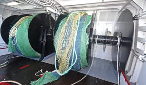 The outer sections of the split net drums are wider to accommodate the bulkier prawn hopper trawls.