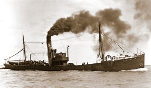 In 1906, William Oliver sailed as mate in a new-build vessel, Ocean Queen.