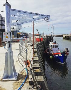 Solent’s popular quayside unloading davits are a quality build and have been designed to take a heavy load.