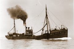 Skipper Oliver took command of Lord Wolseley H 263 in 1911, after completing his training to serve as a skipper in the newly formed minesweeping section of the Royal Naval Reserve – the first Hull skipper to do so. He stayed in her until August 1912, when he took command of a new vessel, Lord Nunburnholme.