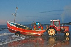 Gentle Barbara: Potting on beach-launched Filey coble