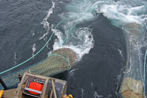 … before hauling back the gear…