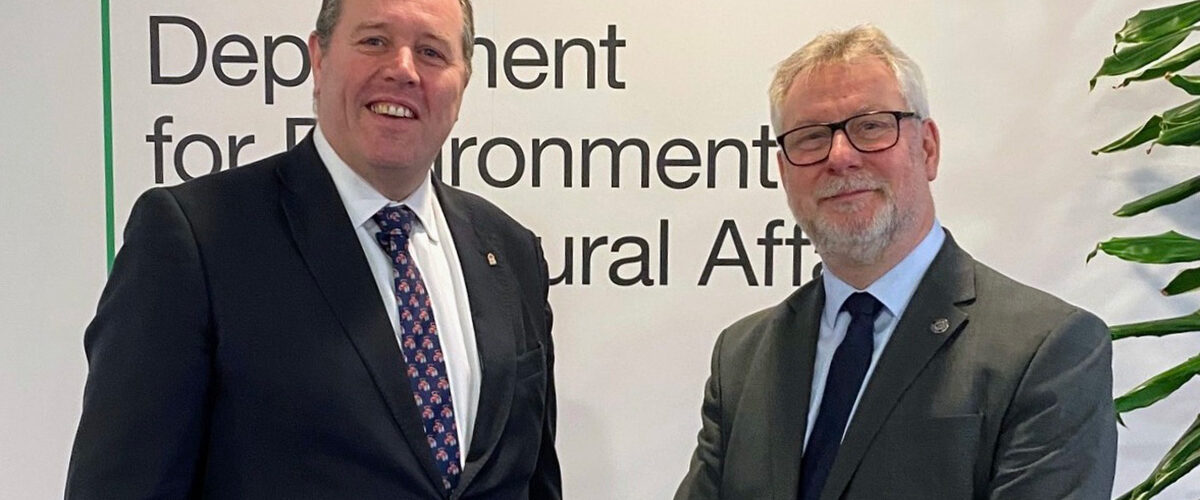 Mission meets minister on welfare issues