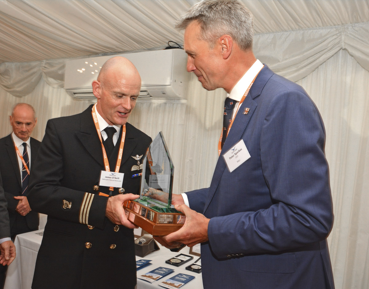 Award for Coast Guard paramedic for fisheries rescue - Fishing News