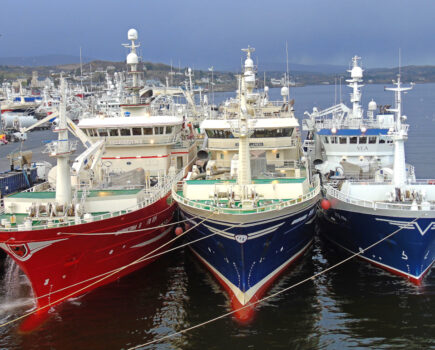 Storm Gareth crowds Killybegs